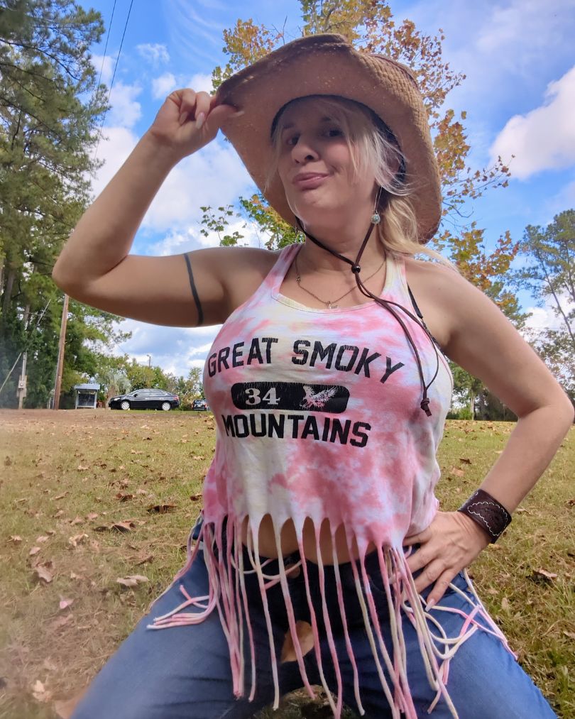 Queen Daisy Chain has her Blue Jeans On in Woodbine, GA #6